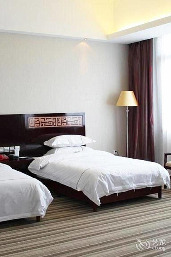 Jishou Heyi Hotel Fenghuang Zewnętrze zdjęcie