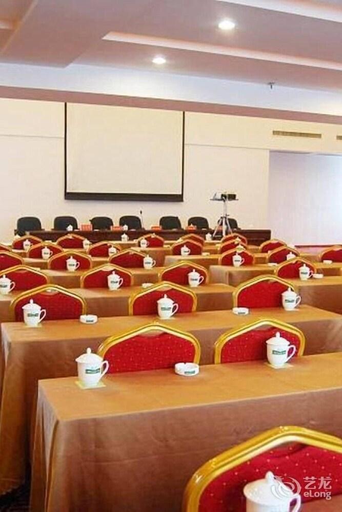 Jishou Heyi Hotel Fenghuang Zewnętrze zdjęcie